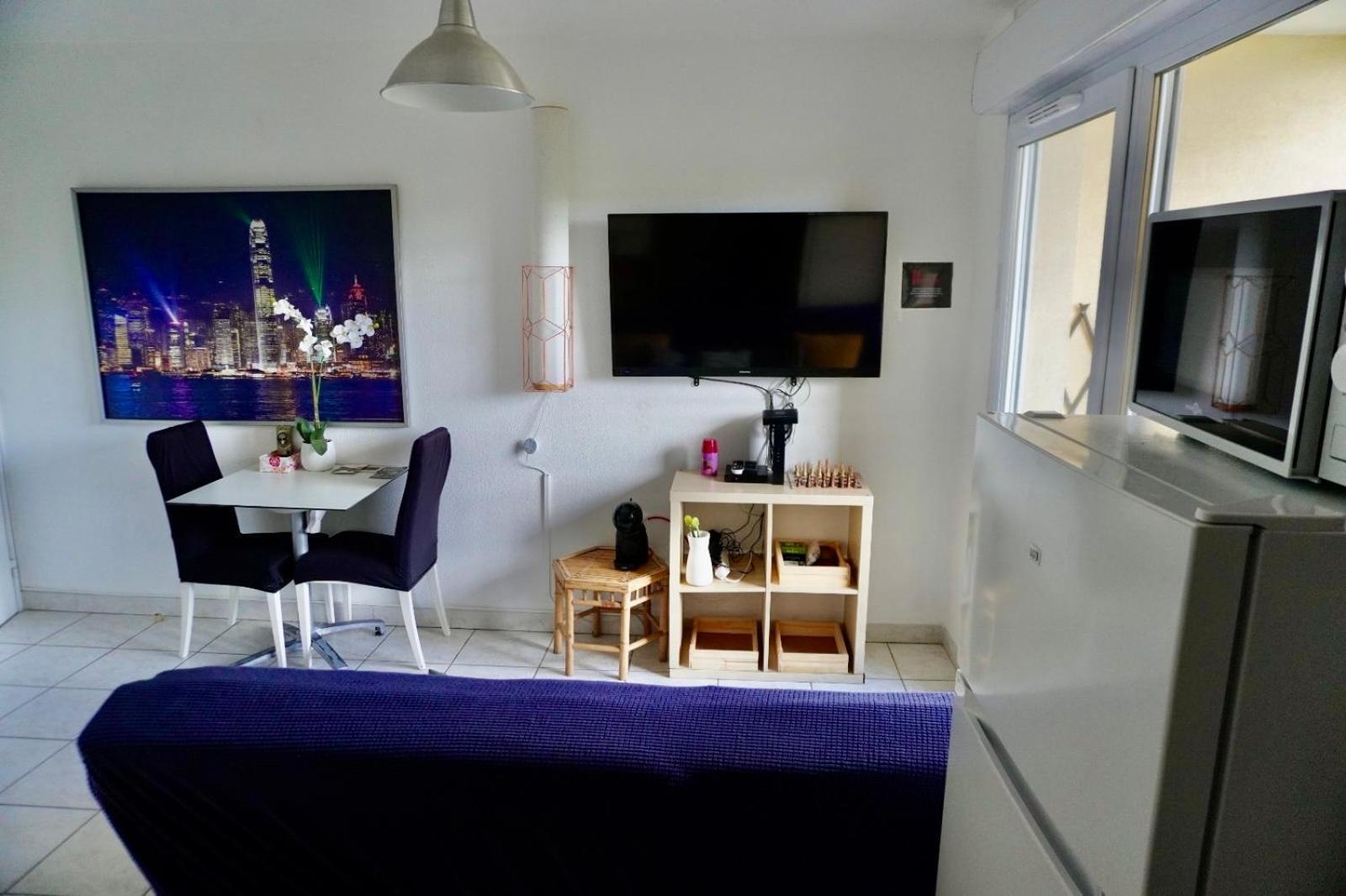 T2 Lumineux Et Piscine Appartement Montpellier Buitenkant foto