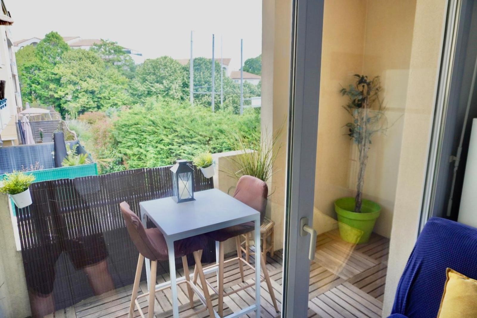 T2 Lumineux Et Piscine Appartement Montpellier Buitenkant foto